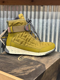 Chaco - Women's Borealis Quilt Waterproof Snow Boot