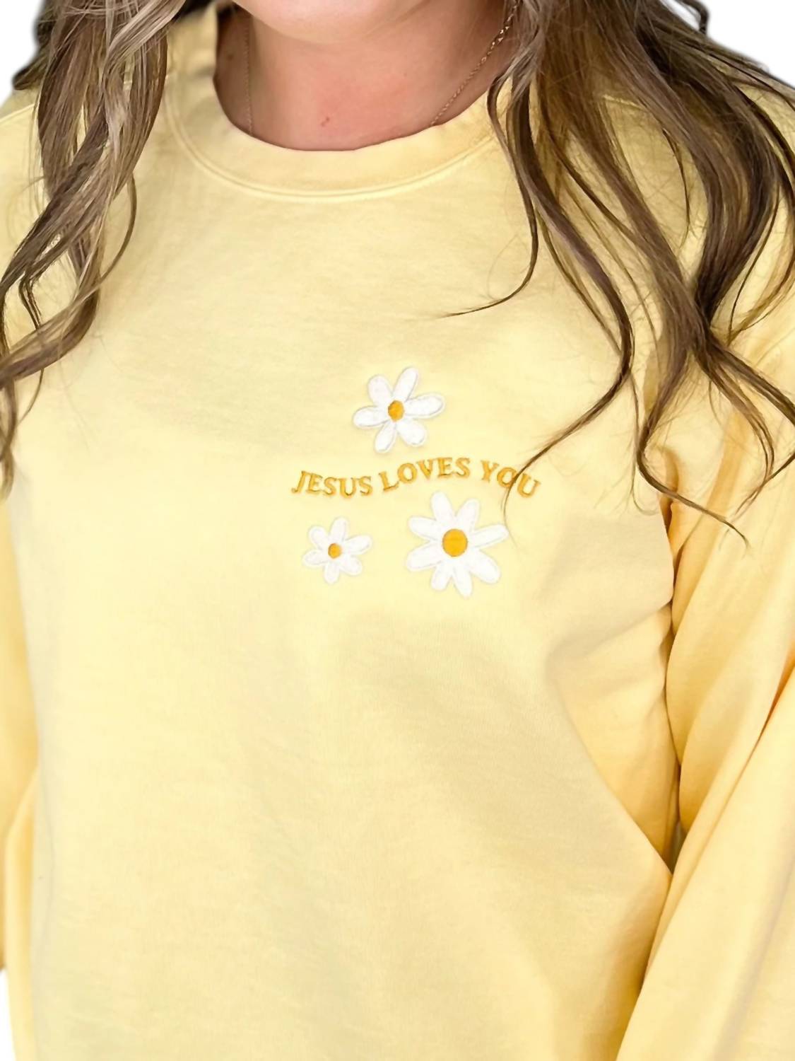 Scripted Pearl - Jesus Loves You Long Sleeve Graphic Crewneck Sweatshirt