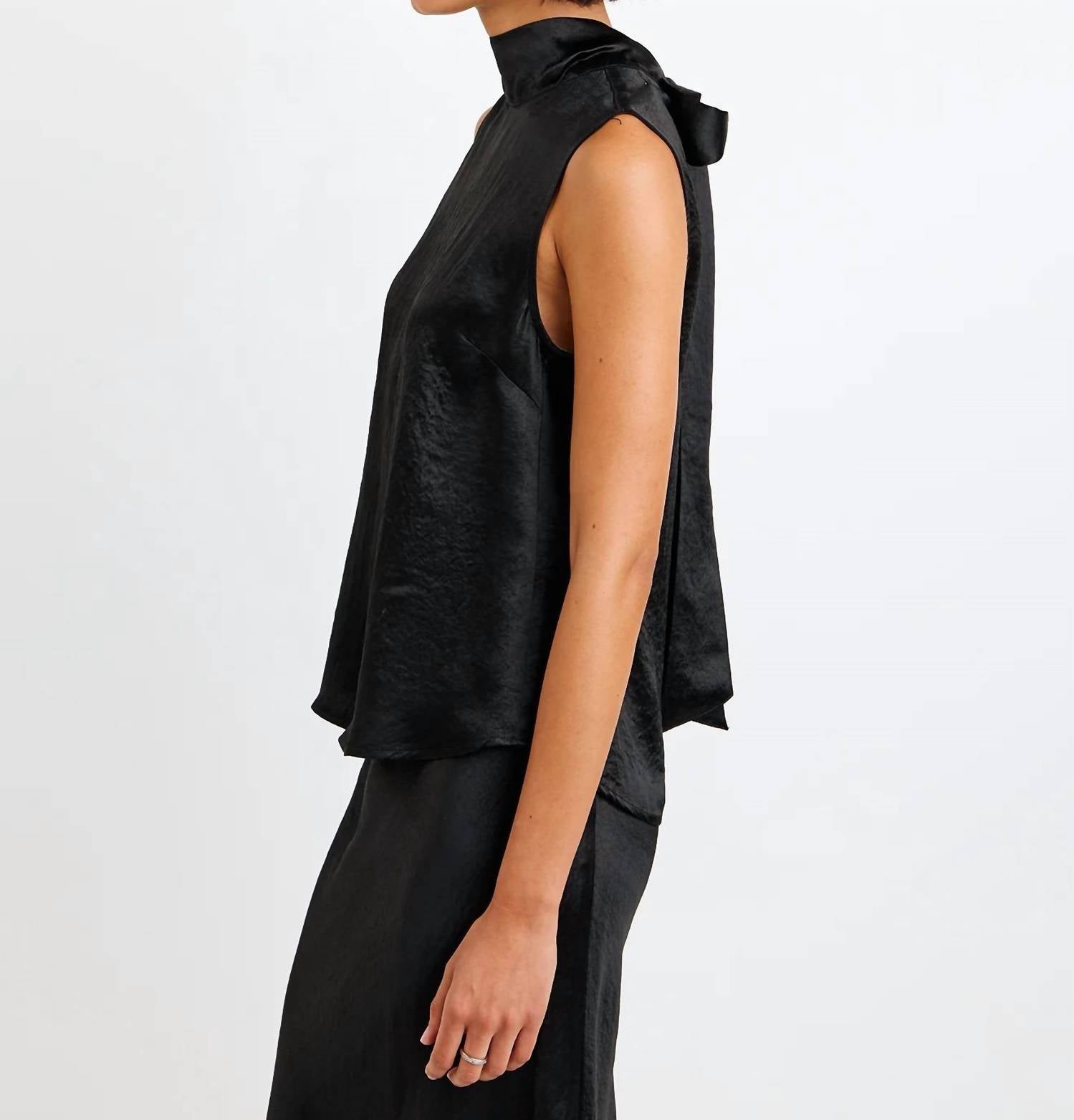 Bella Dahl - Sleeveless Scarf Neck Blouse