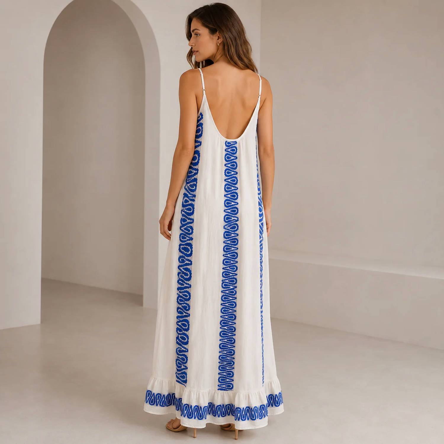 Mystery Resort - Delphine Coast Maxi Dress