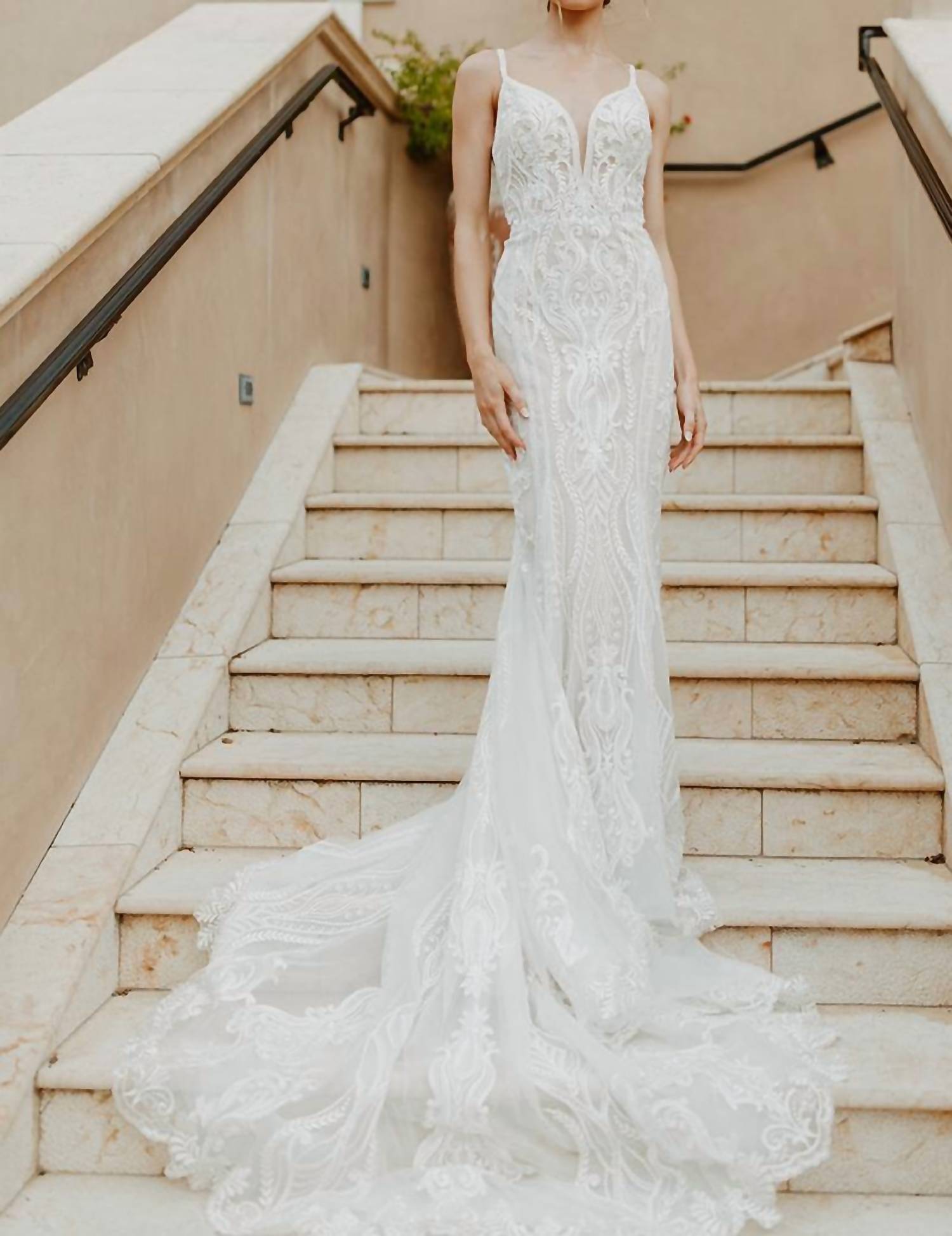 Essence Of Australia - Glamorous Lace Fit-and-flare Wedding Gown