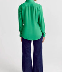 THE SHIRT Signature Shirt in kelly green - women's shirt - alternate view