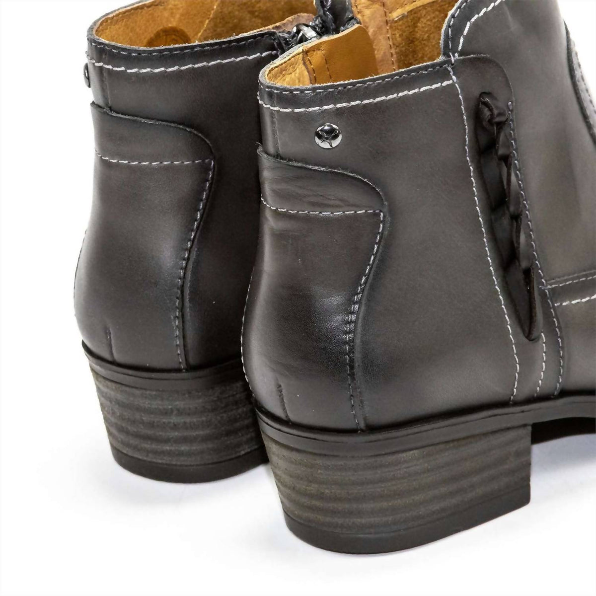 Pikolinos - Women's Daroca Ankle Bootie