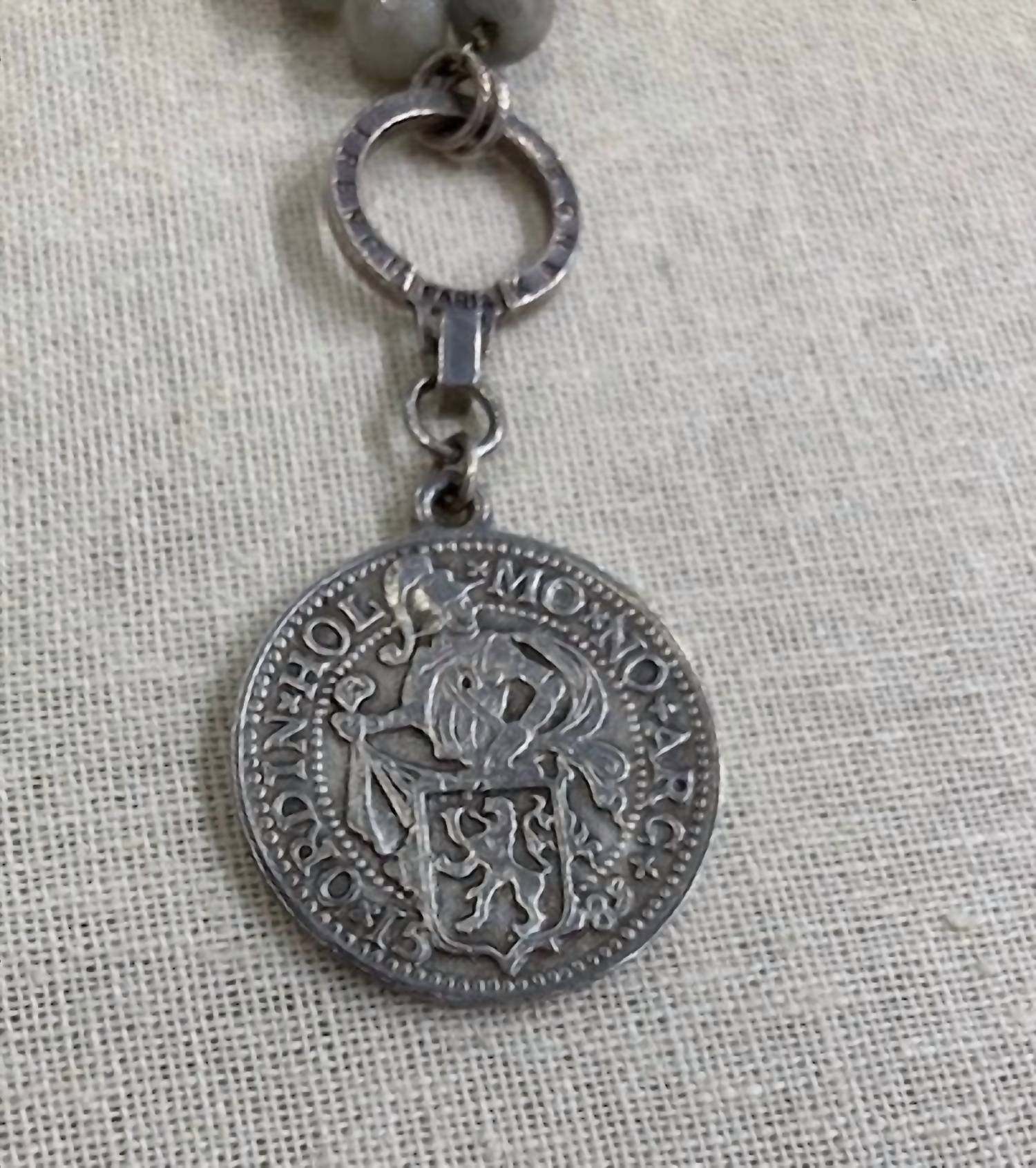 French Kande PRE LOVED Daalder William Medallion Chain in silver and labradorite - women's jewelry - alternate view