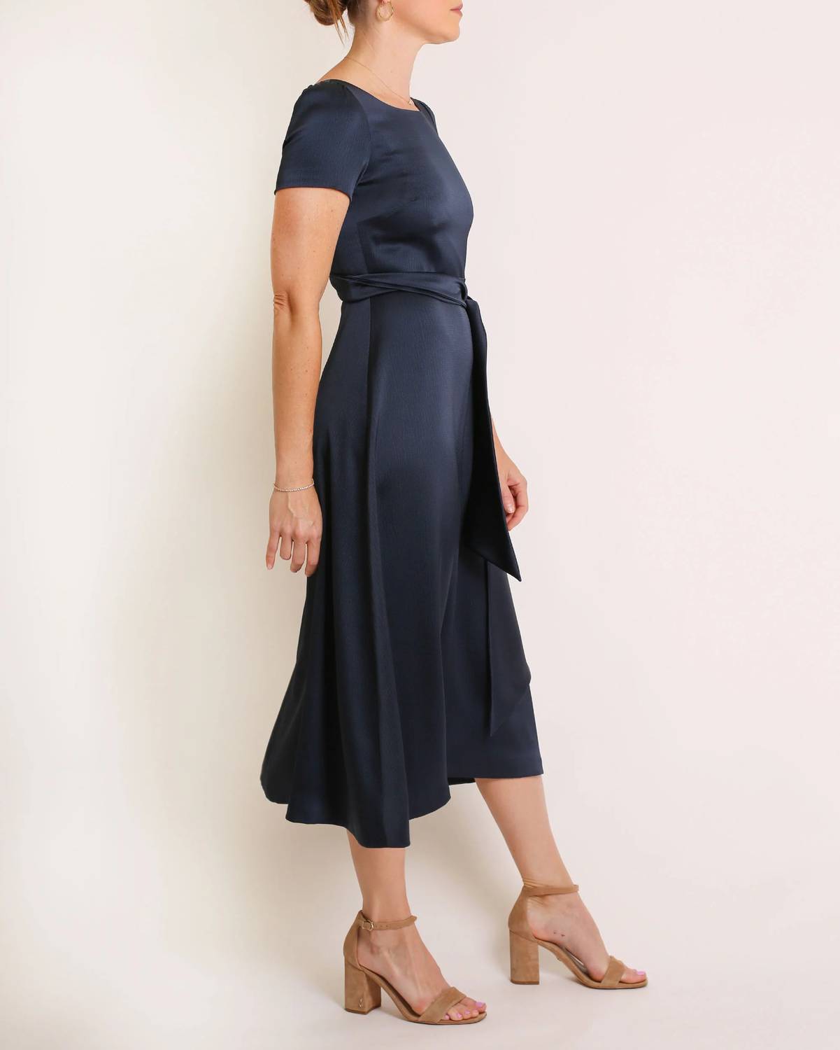 Camilyn Beth - Elin Midi Dress