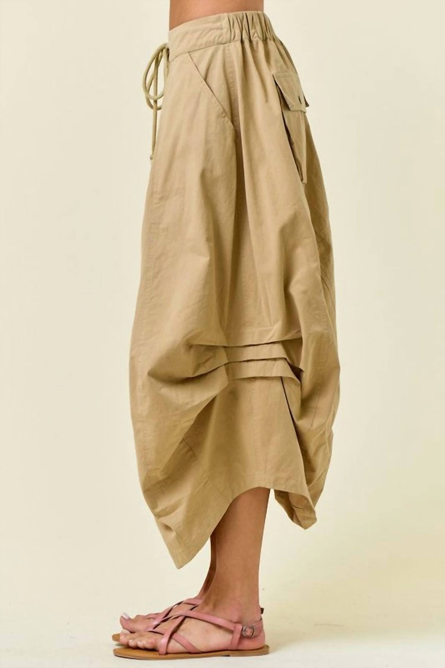 Doe And Rae - Side Tuck Detail Midi Skirt