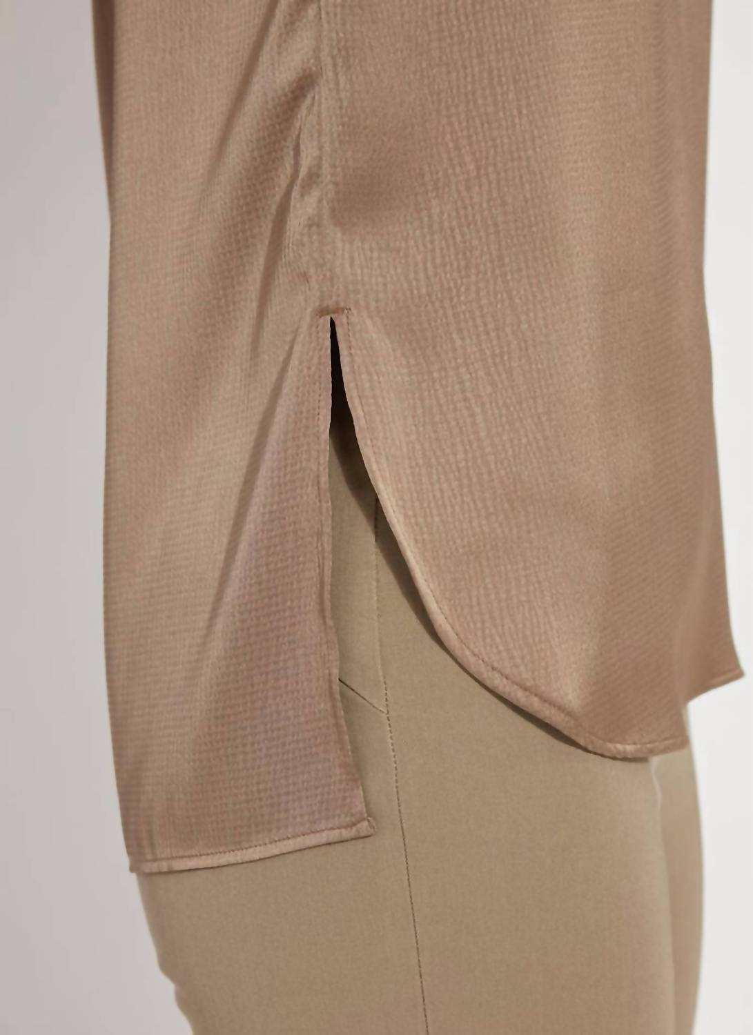 Lysse - Caroline V-neck Satin Top