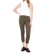 Up! - Textured Techno Petal-slit Pant