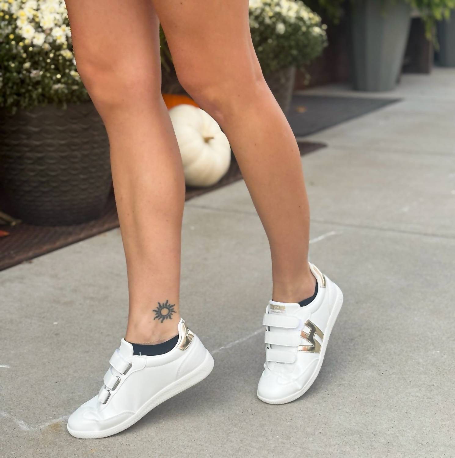 Vintage Havana - Women's Coleen Pop Low Top Sneaker