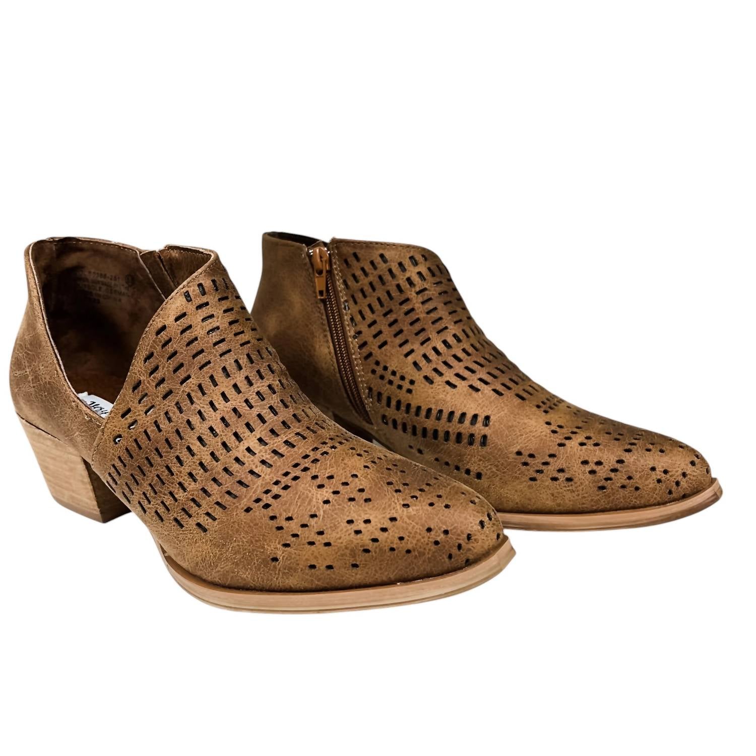 Very G - Women's Laserette Bootie