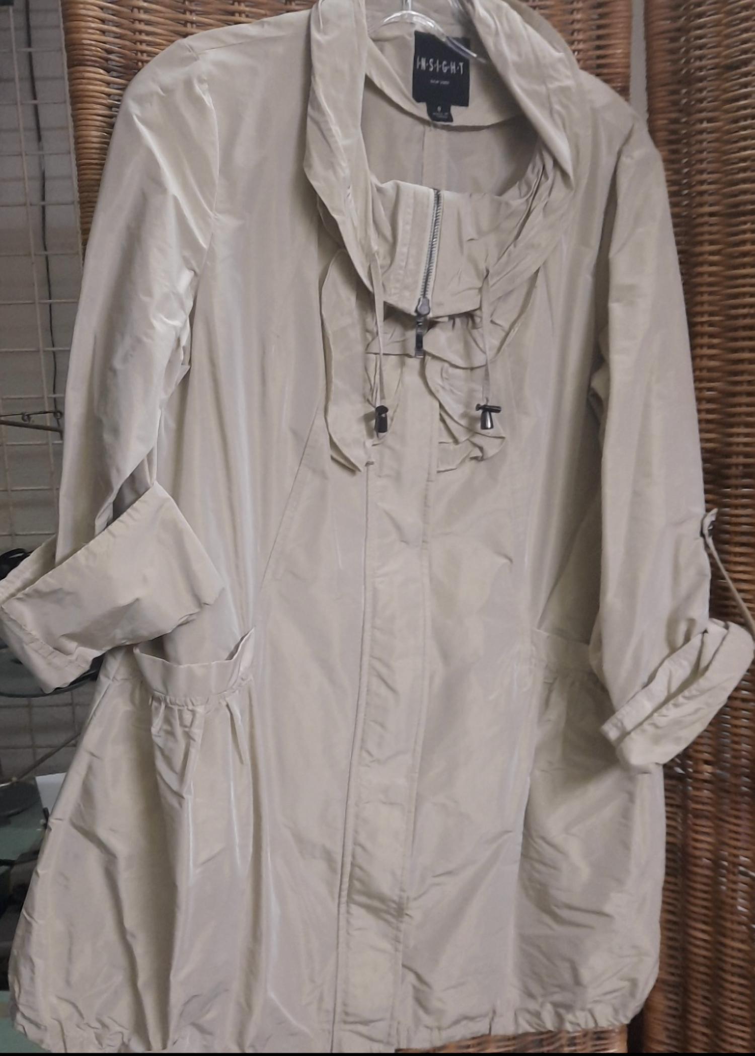 Insight - Women's Lightweight Windbreaker Jacket
