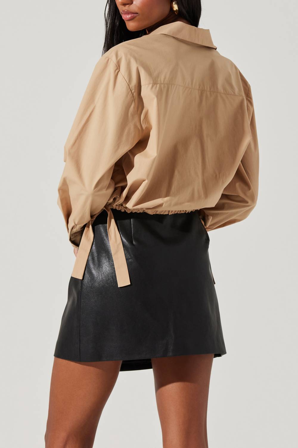 Astr - The Cyrus Top
