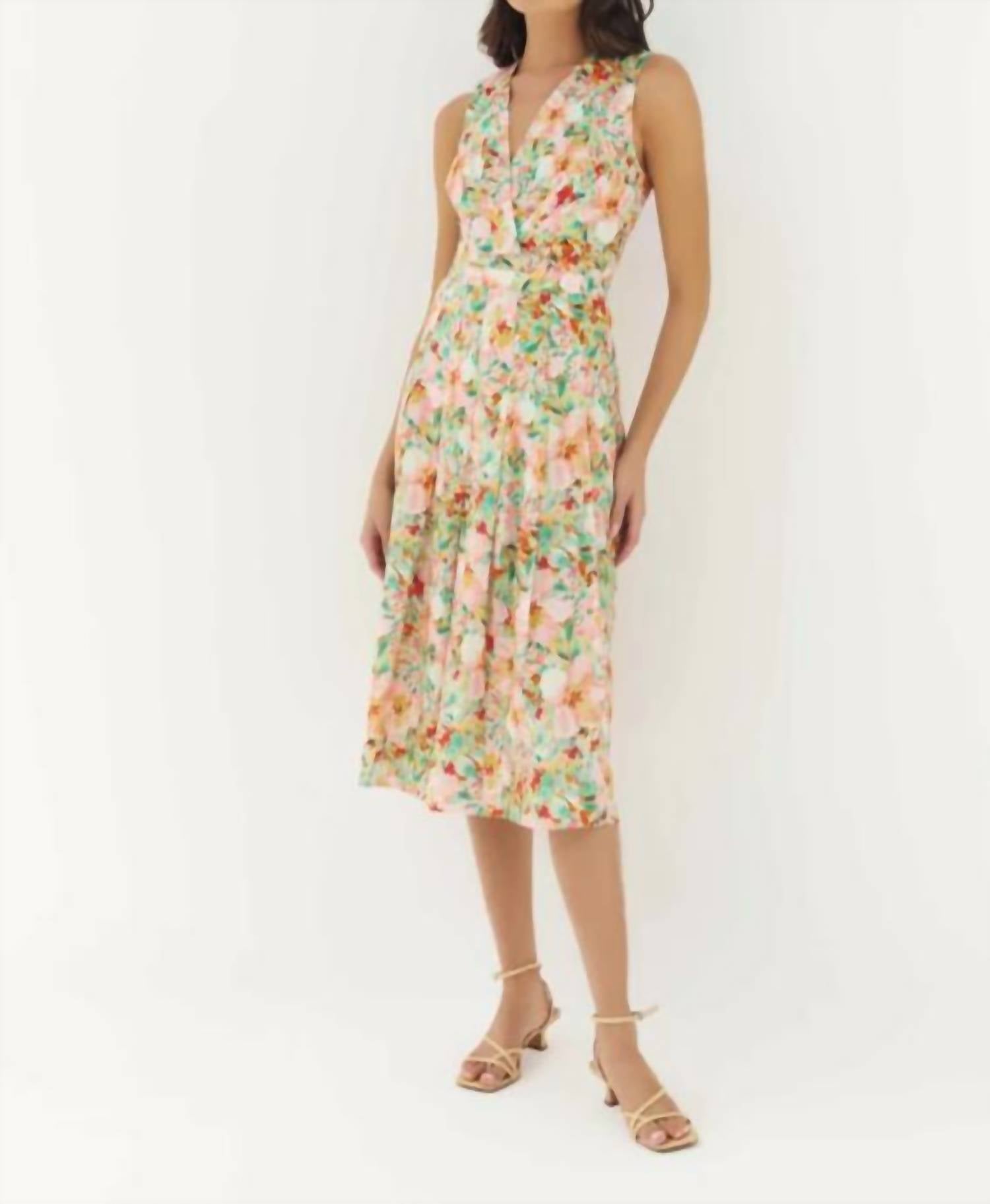 Hutch - Chance Sleeveless V-neck Top