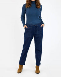 Jensen Relaxed Fit Denim Jeans in blue - women's jeans