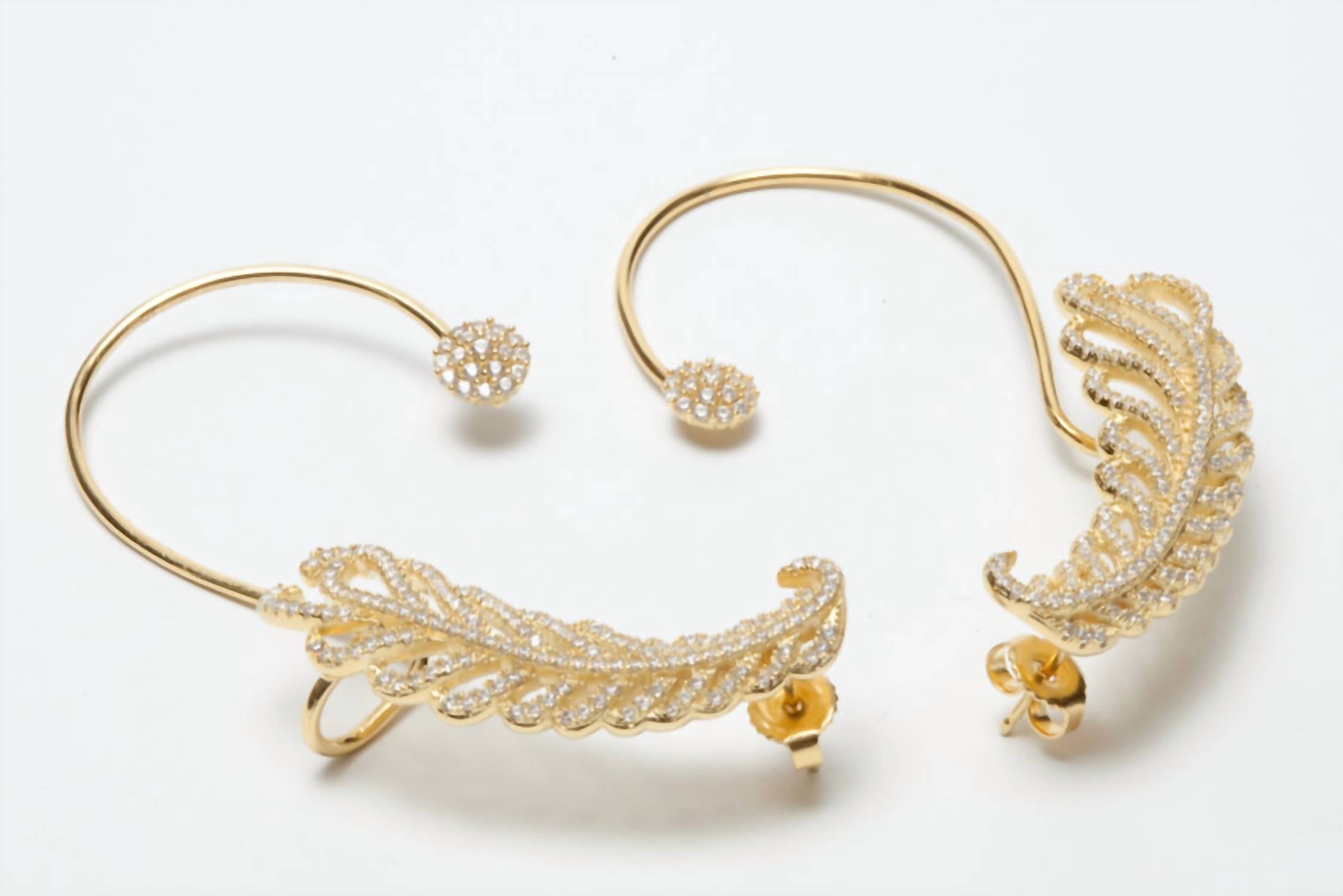 Avenue Chic - Women's Wing Ear Climber Earrings