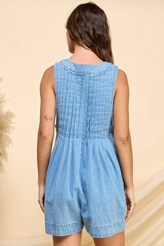 Veveret - Flirty Denim Pleated Romper