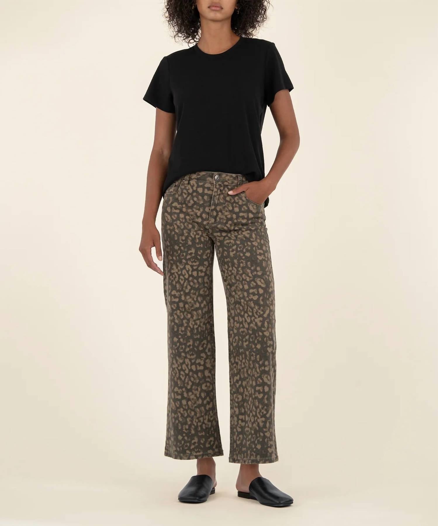 KUT FROM THE KLOTH Ashton High Rise Barrel Leg Jeans in wood - women's jeans