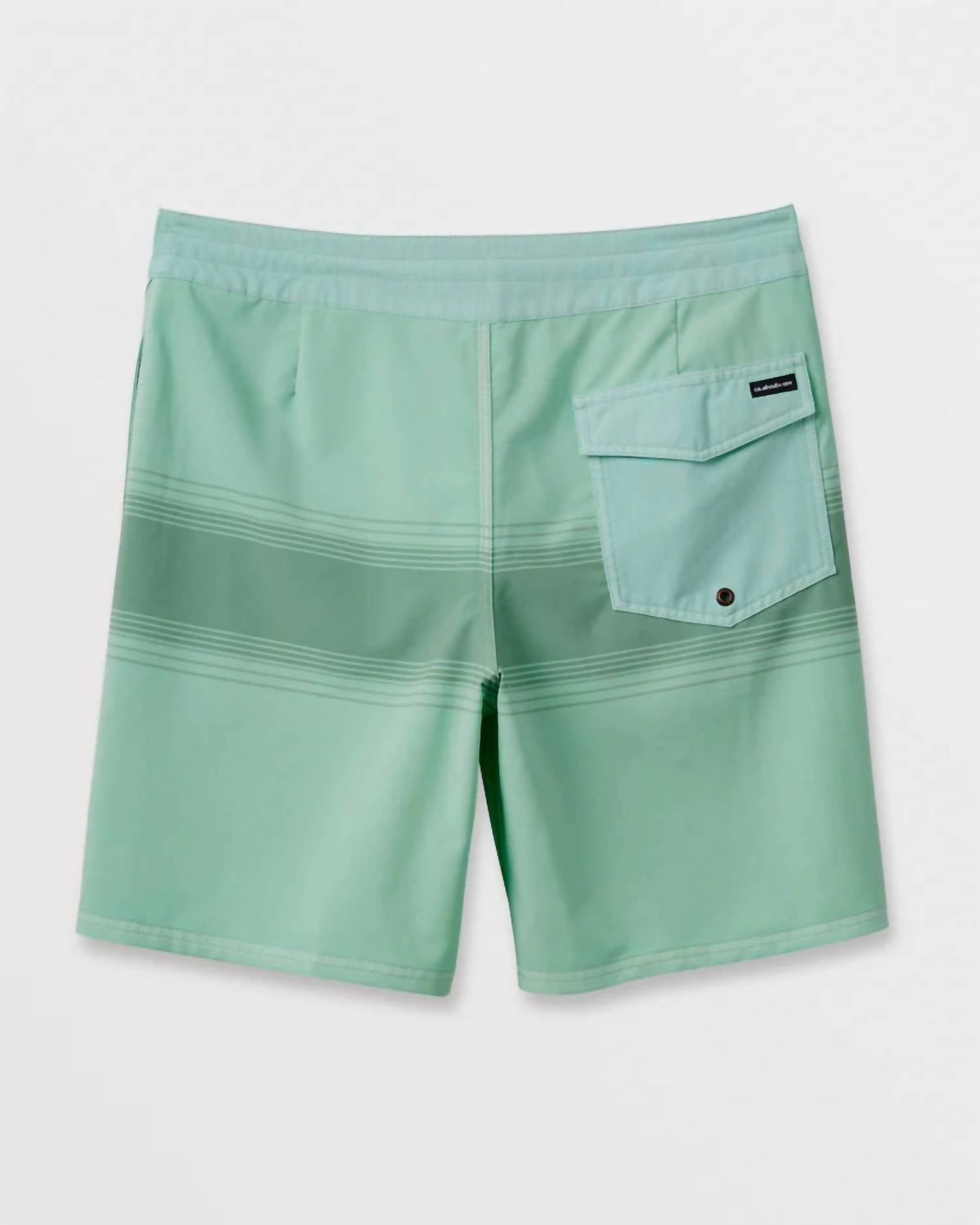 Quiksilver - Men's Surfsilk Street Trunks