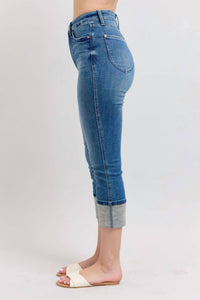 Judy Blue - Tummy Control Back Shield Pockets & Cuff Capri Denim Jeans