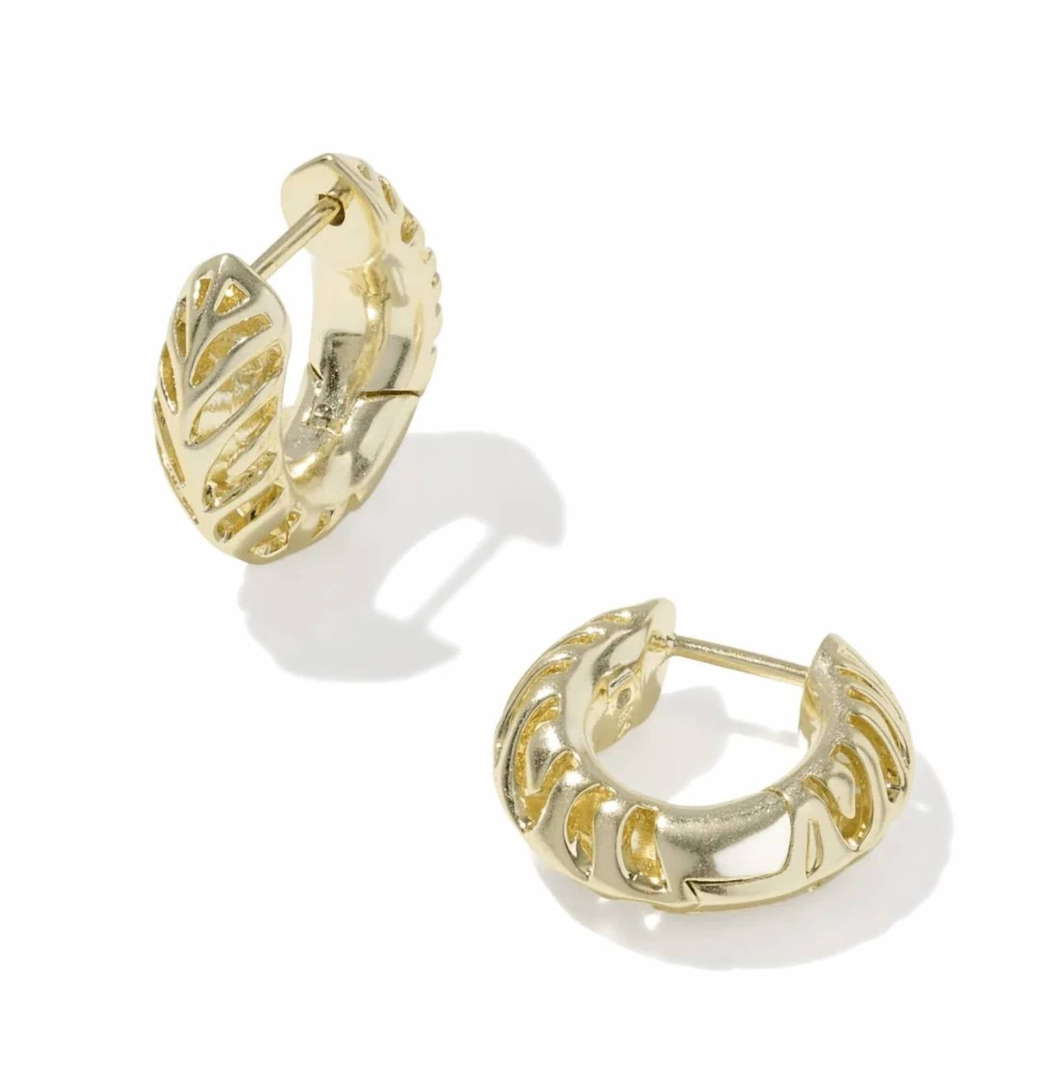 Kendra Scott - Women's Tiger Striped Mikki Huggie Earrings