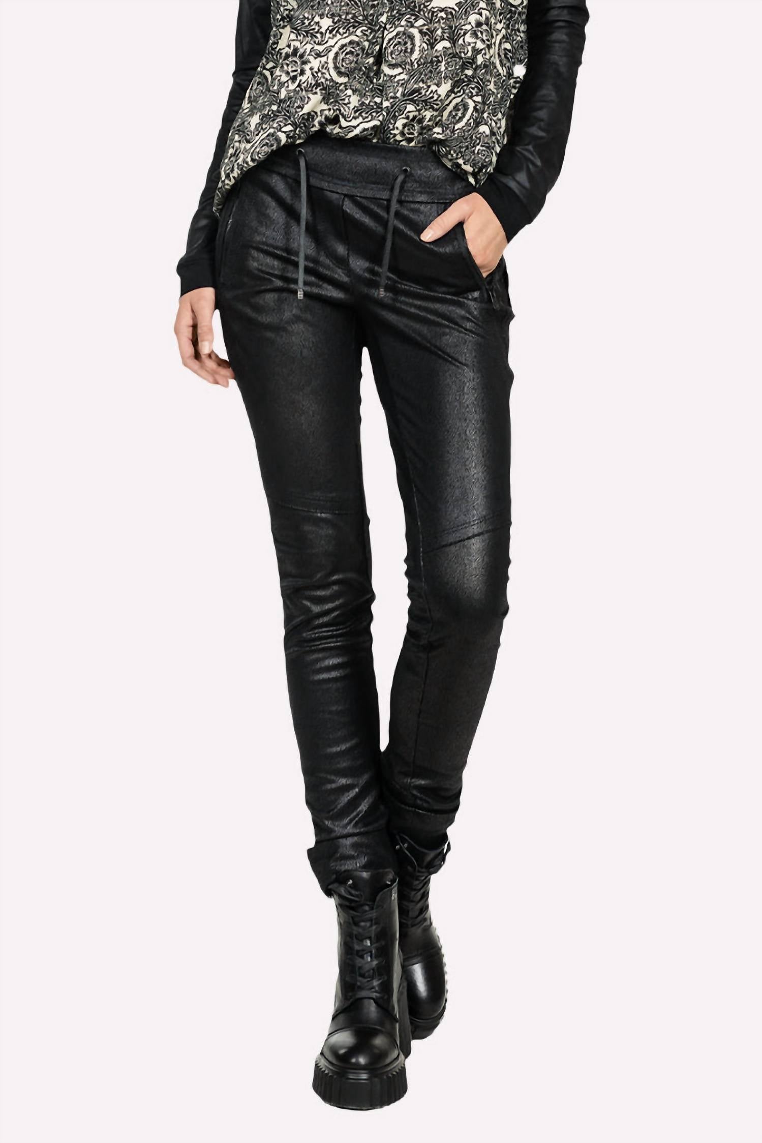 Beate Heymann Classic Straight Jogger in black - women's pants