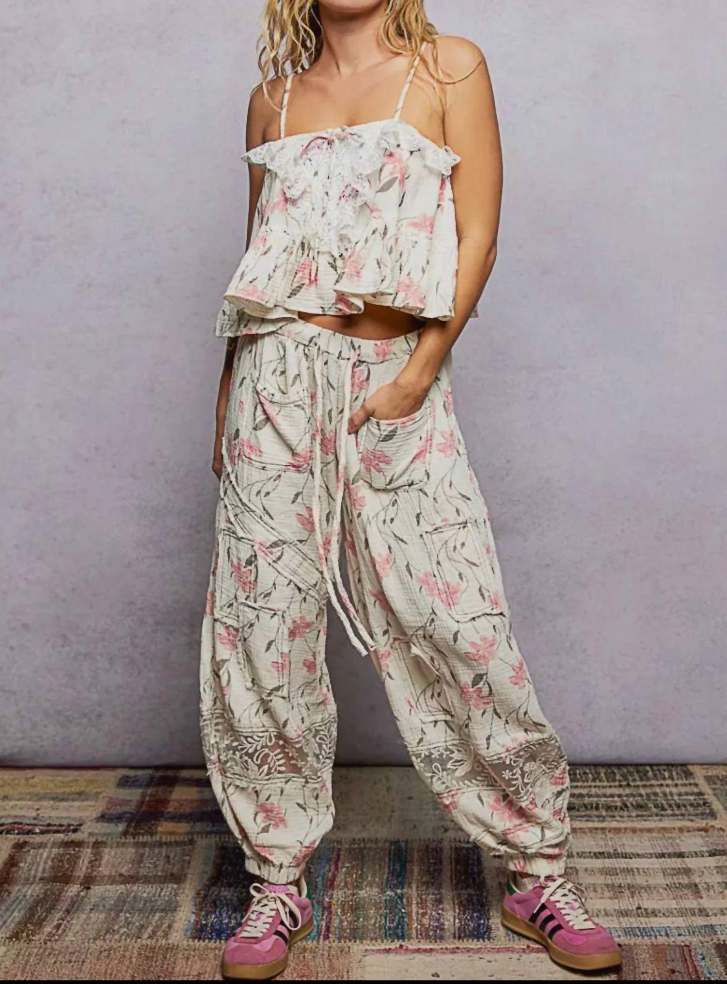 Pol - Double Gauze Floral Lace Patch Joggers
