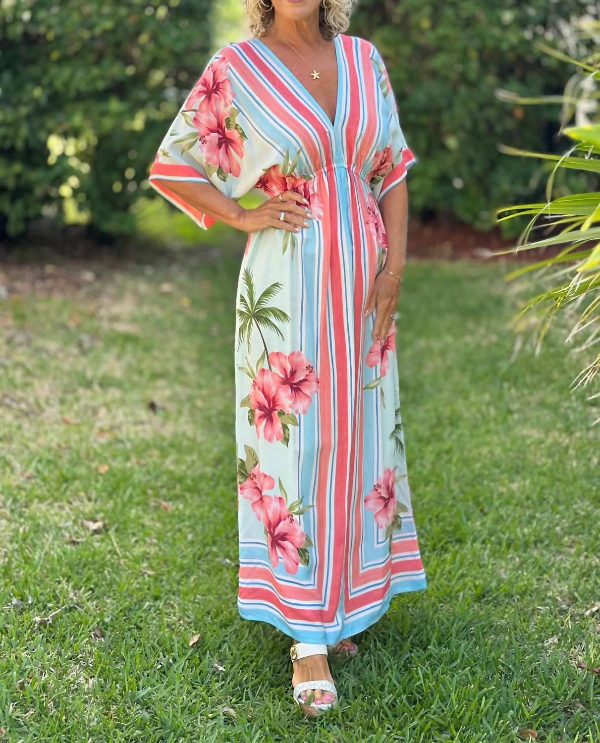 America & Beyond - Short Sleeves Midi Dress