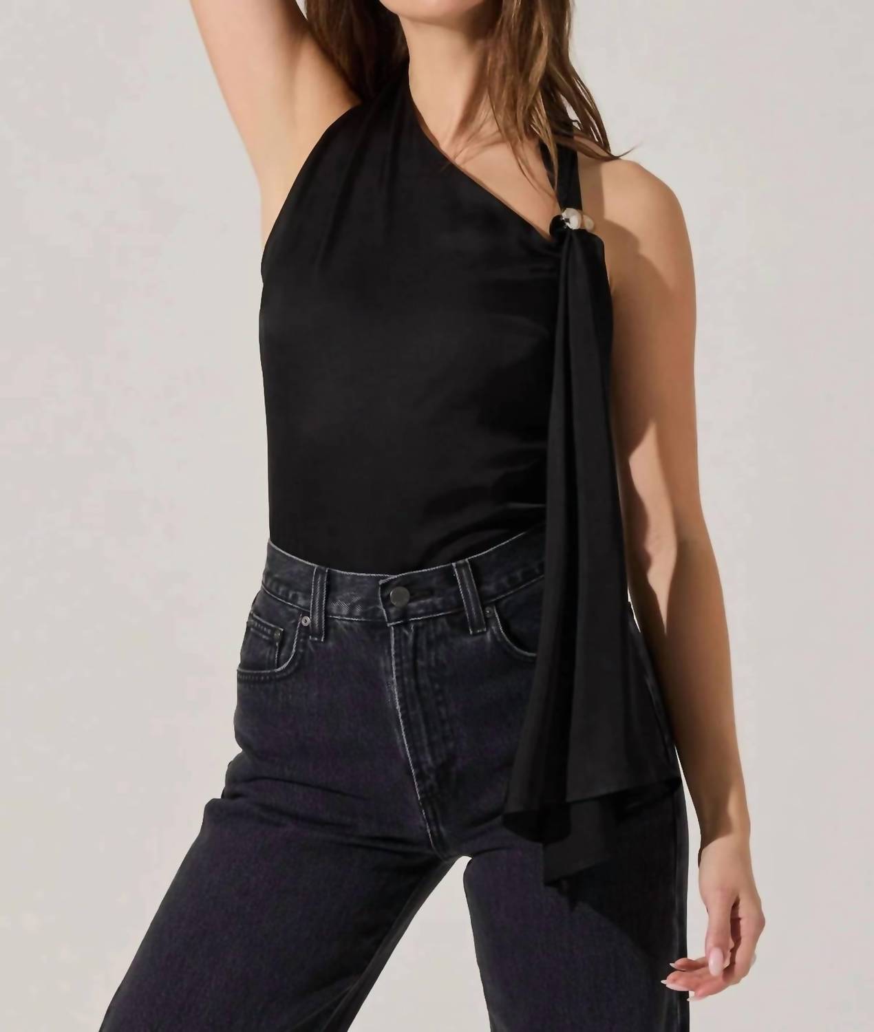 Astr - Alyx Sleeveless Top