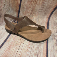 Dansko - Women's Reece Thong Sandal