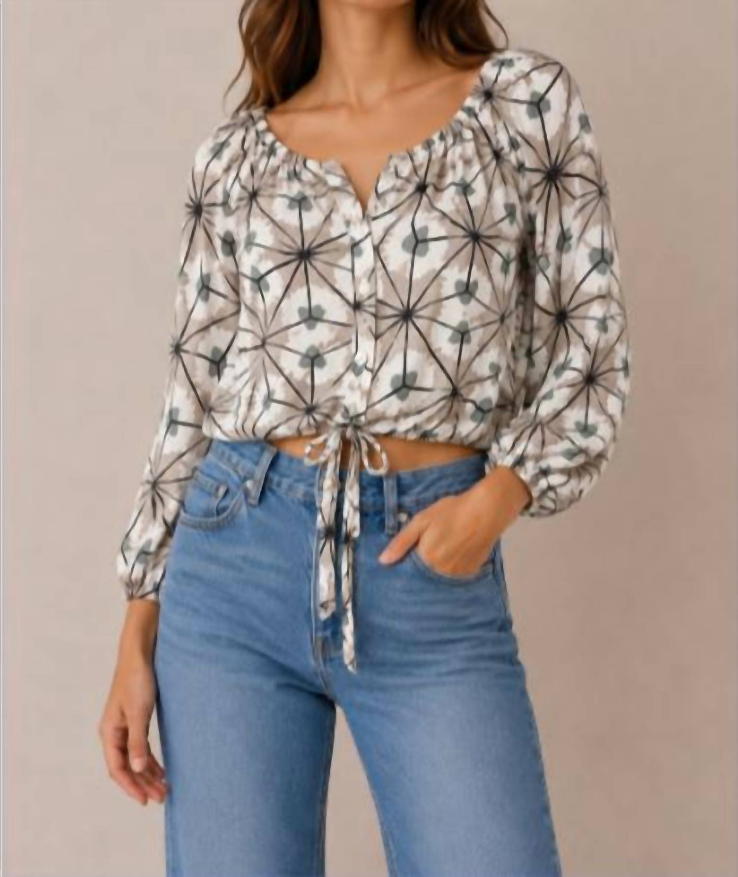 Skemo - Spring Tie Top