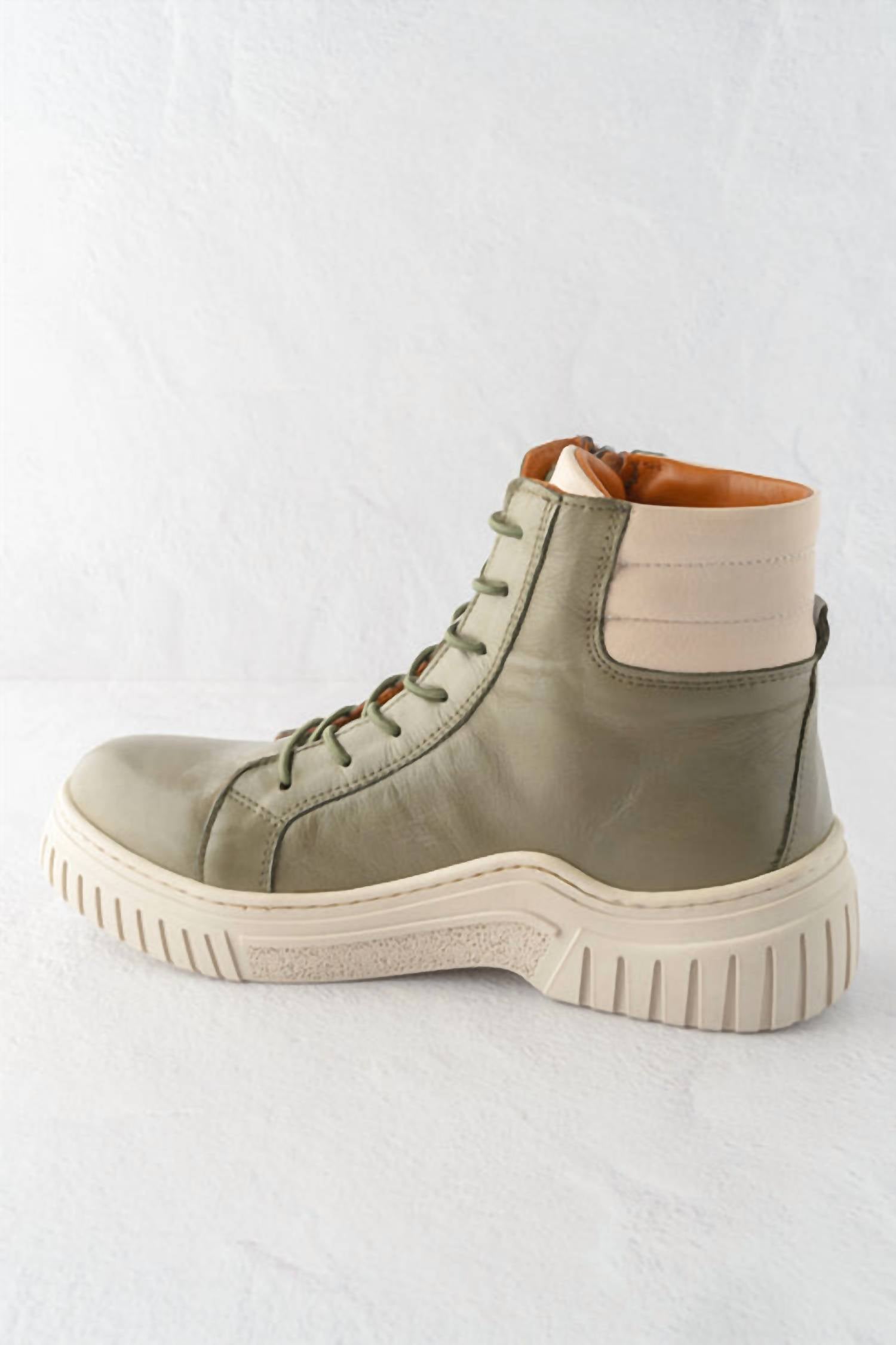 Gelato - Women's Tenor Lace Up Boots