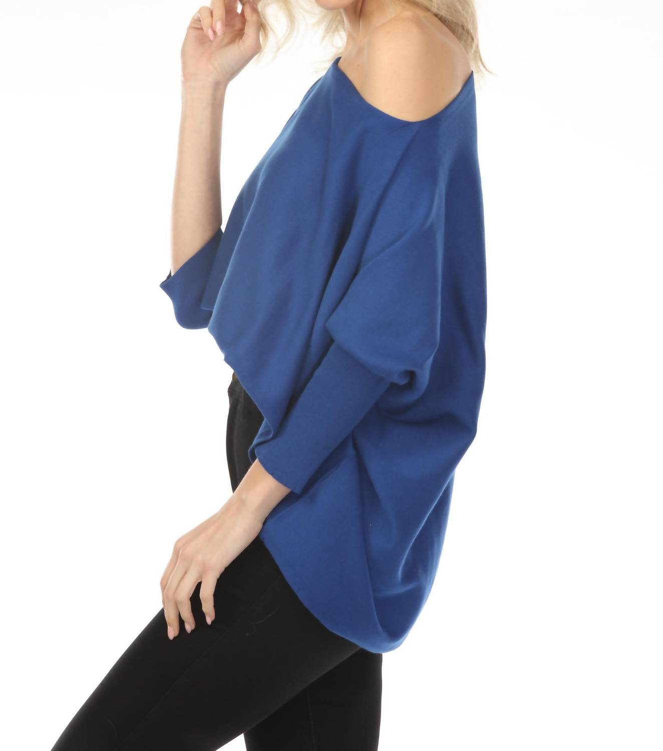 Isle By Melis Kozan - 2 Way Cropped Sweater Top