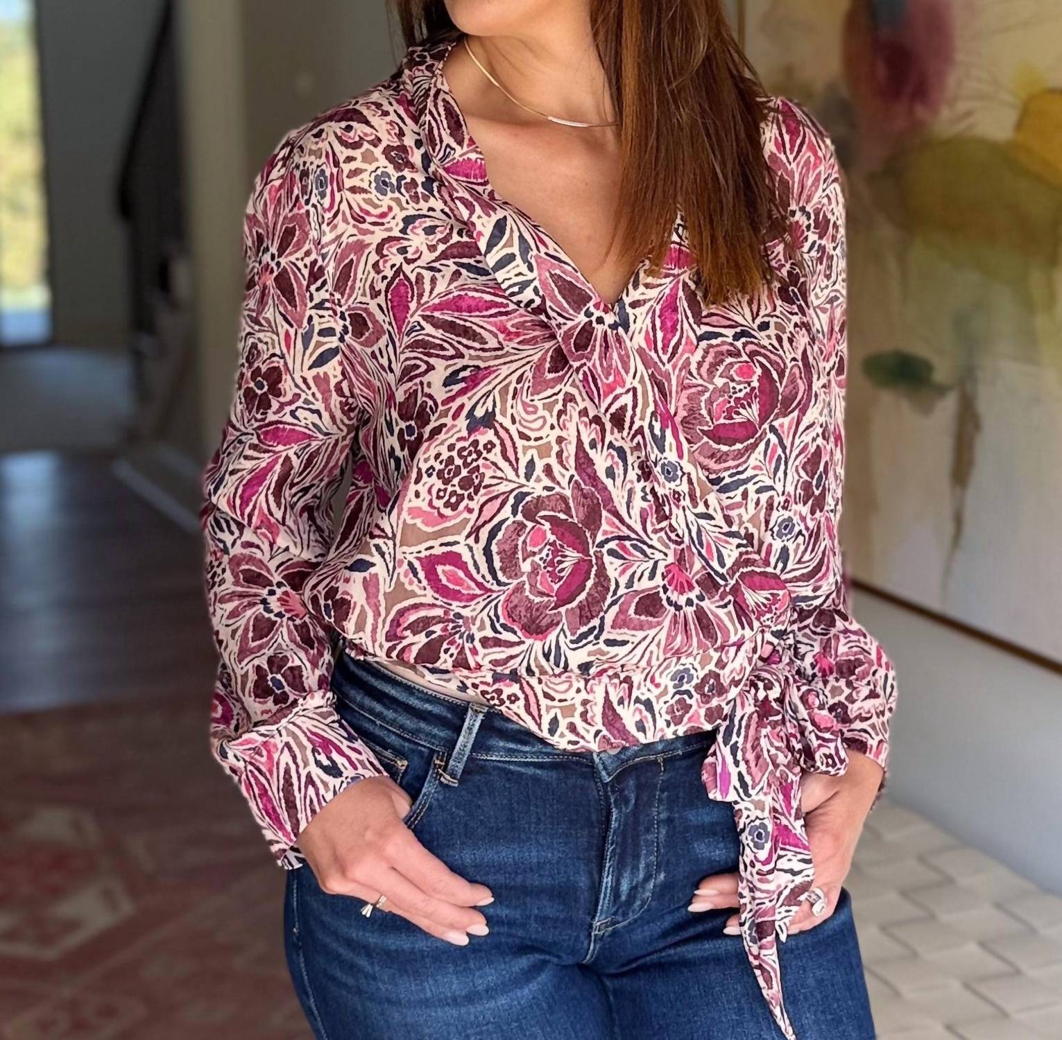 SKIES ARE BLUE Mystic Tie Top in mauve - women's blouse - detail view
