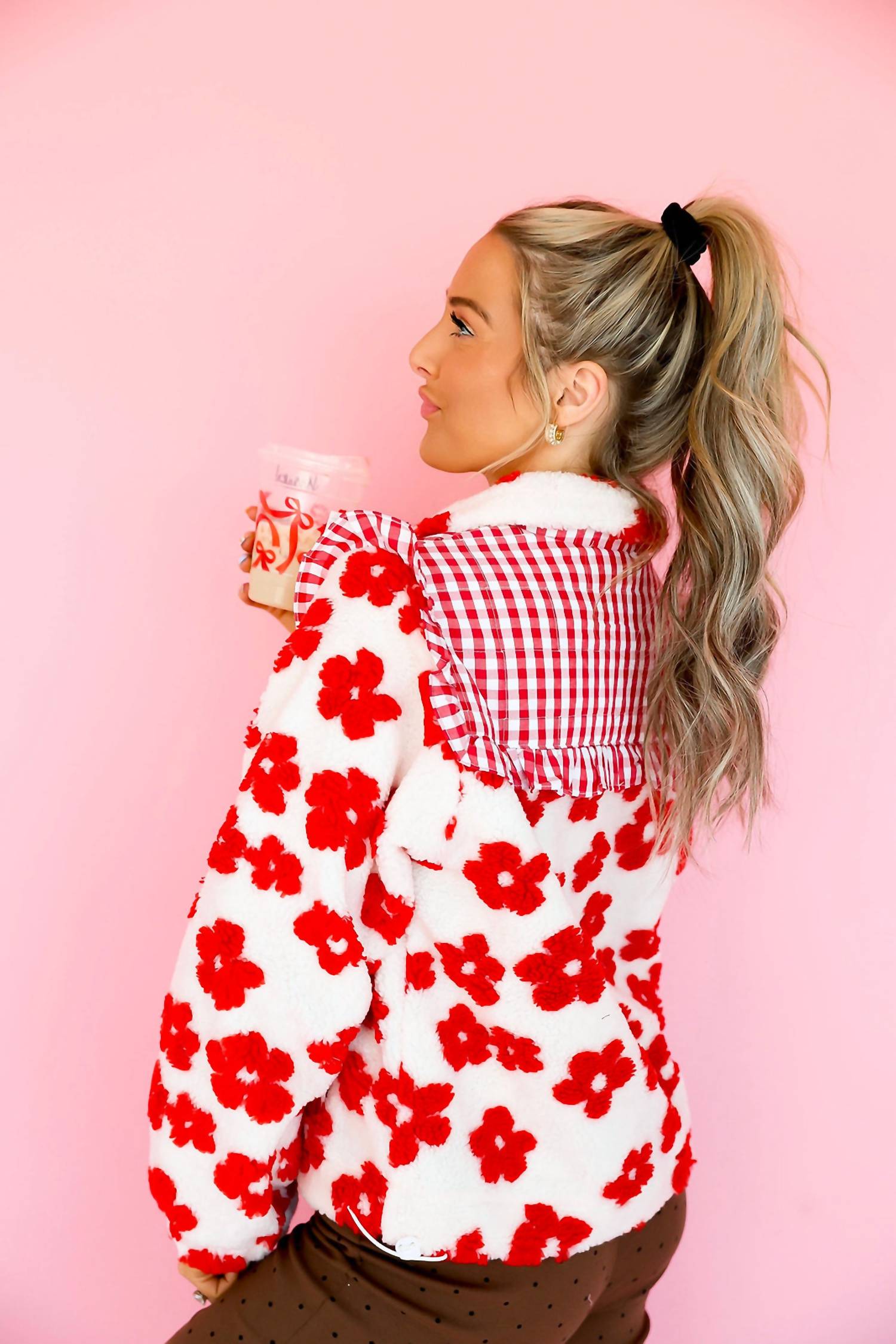 Davi & Dani - Half Zip Floral Gingham Pull Over