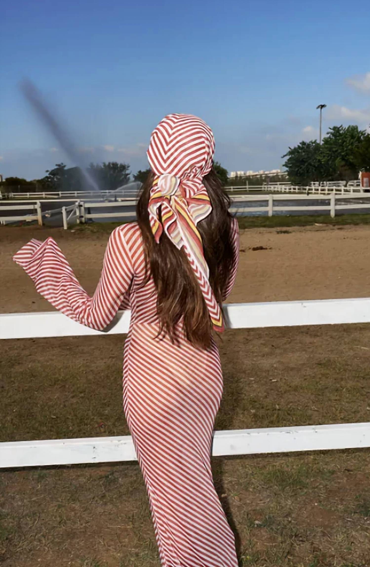 Bananhot - Women's Head Scarf