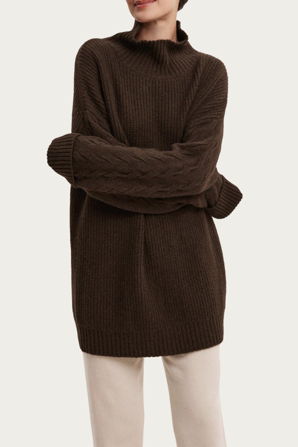 YAK WOOL TURTLENECK SWEATER