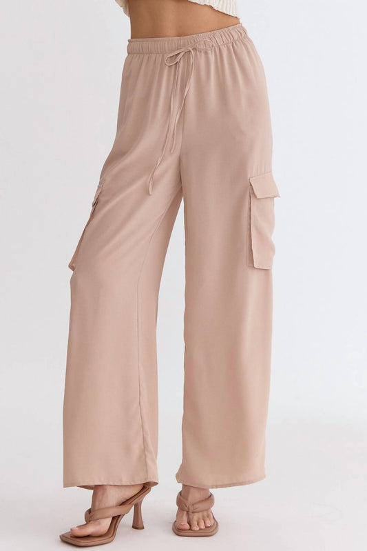 Women's Wide Leg Cargo Pants