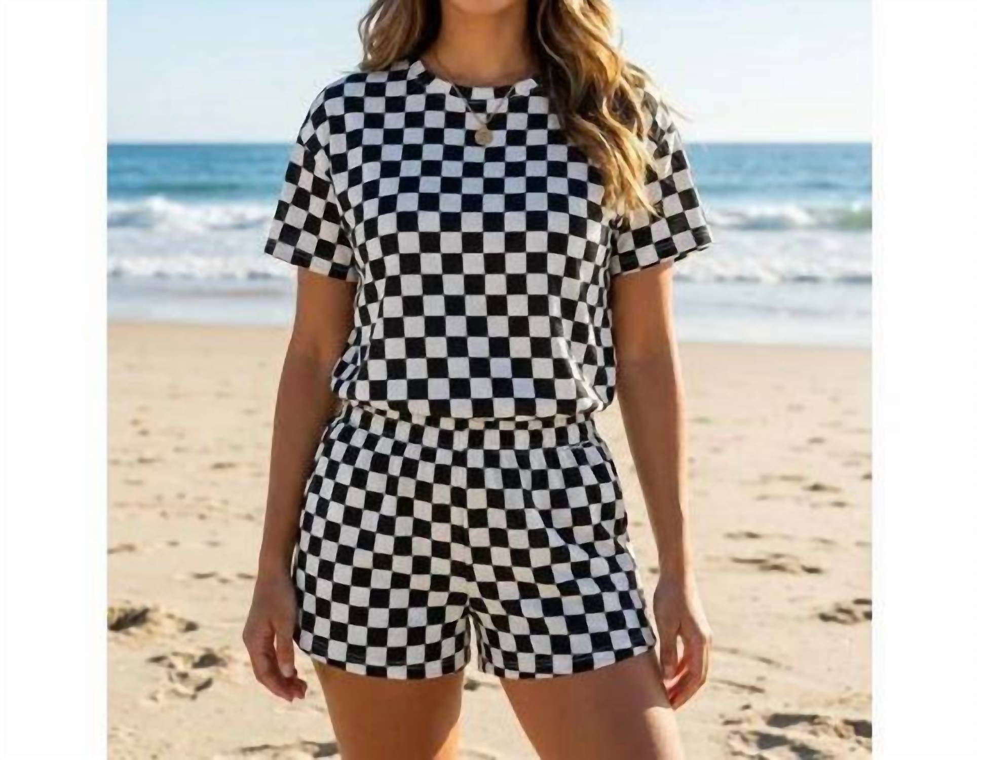 Aapparella - Checkerboard Top And High Waist Skort Set