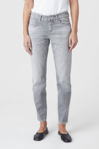CLOSED Women's Baker Comfort Stretch Denim in grey - women's jeans