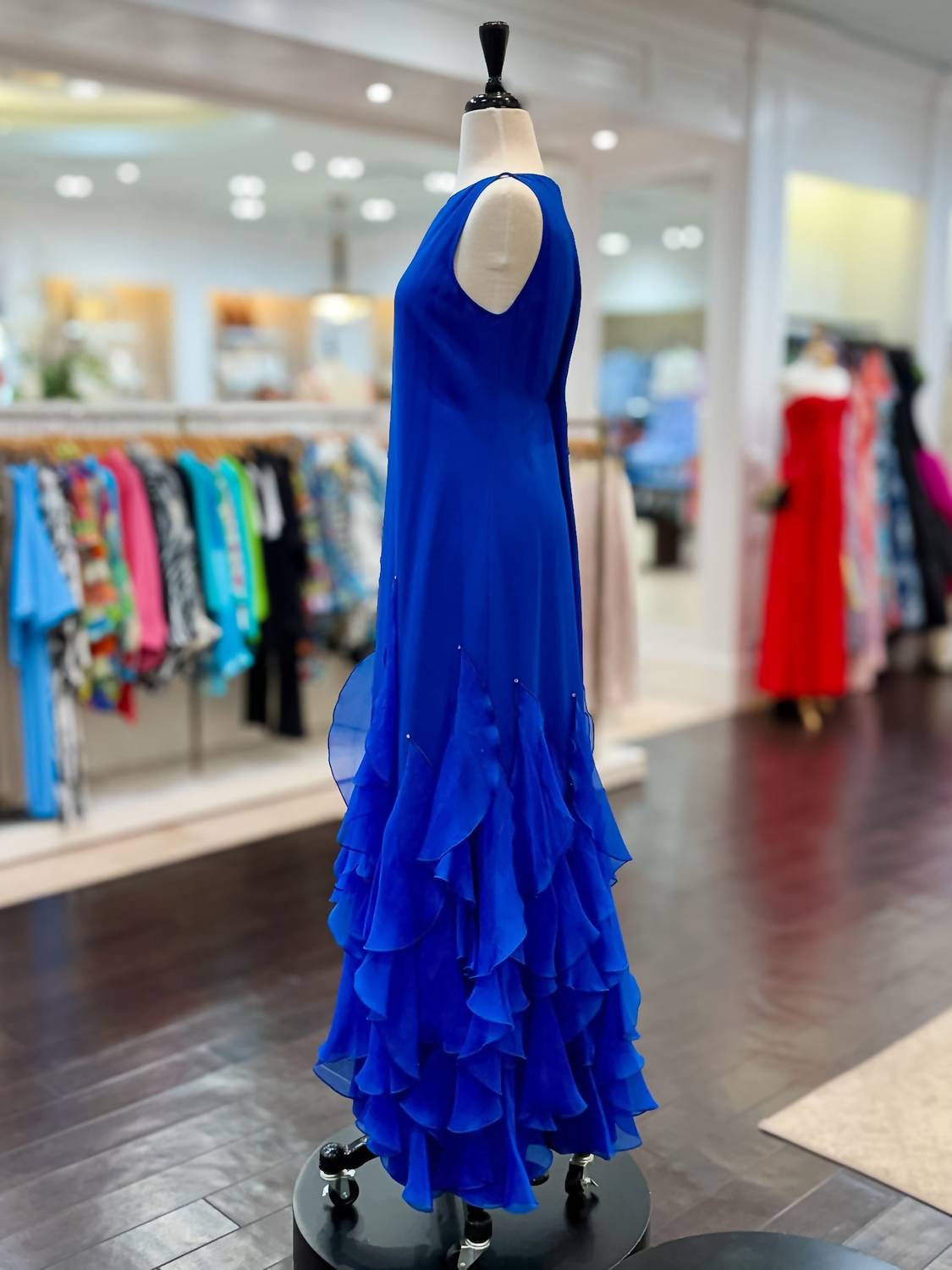 Carol Peretz - Women's Long Organza Prom Gown