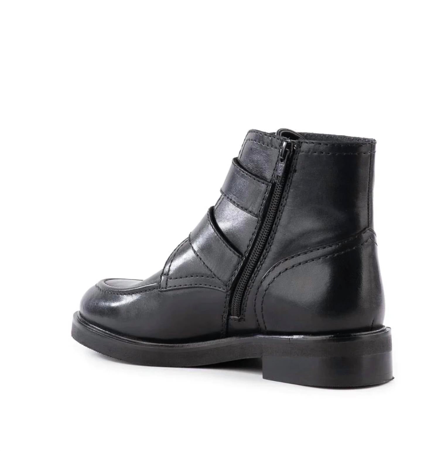 Seychelles Women's Doing It Right Boots in black leather - women's shoe - detail view