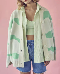 TWO-TONE WAVY STRIPE KNIT CARDIGAN