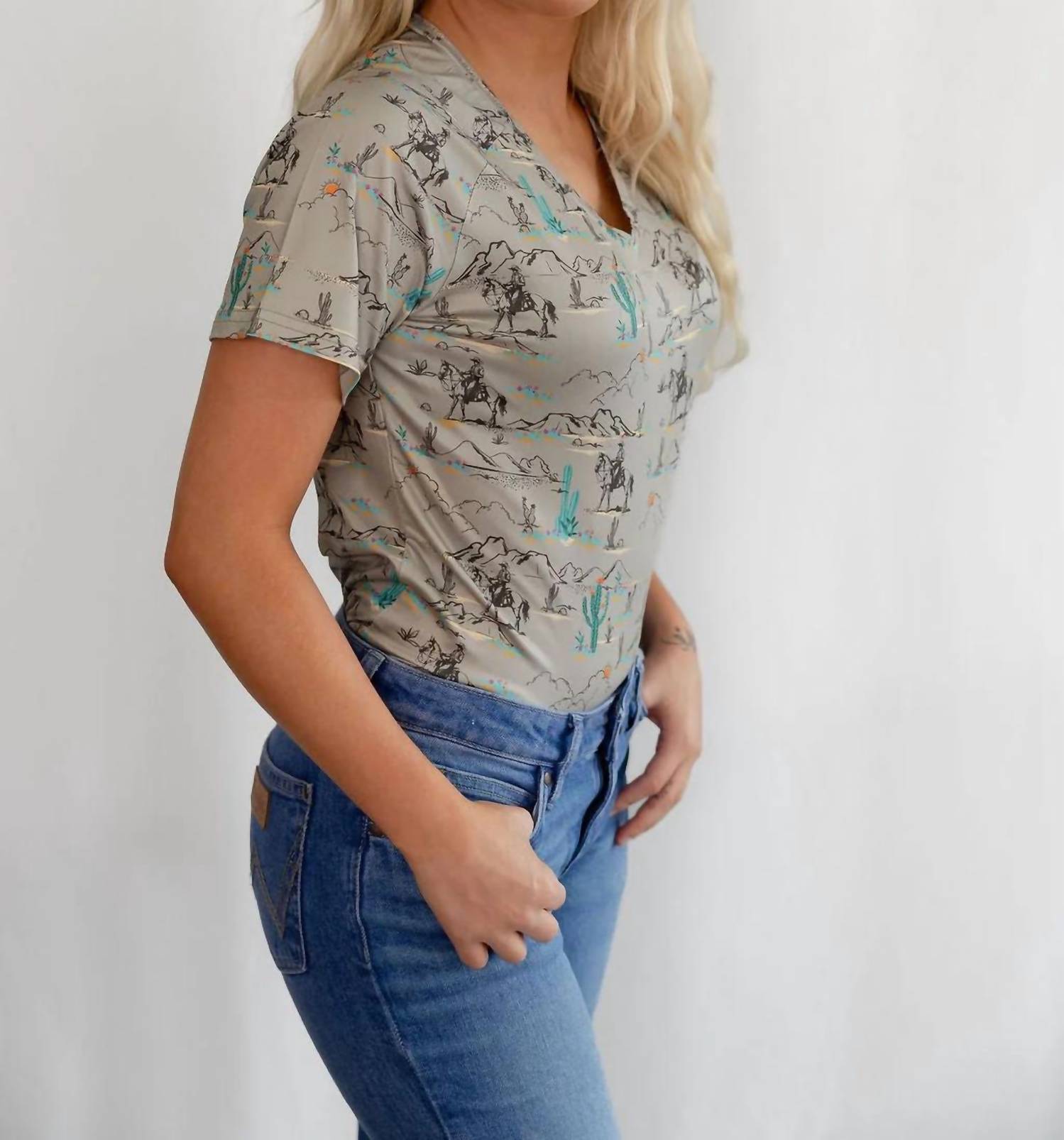 Rowdy Crowd - Blooming Desert Western Graphic Tee