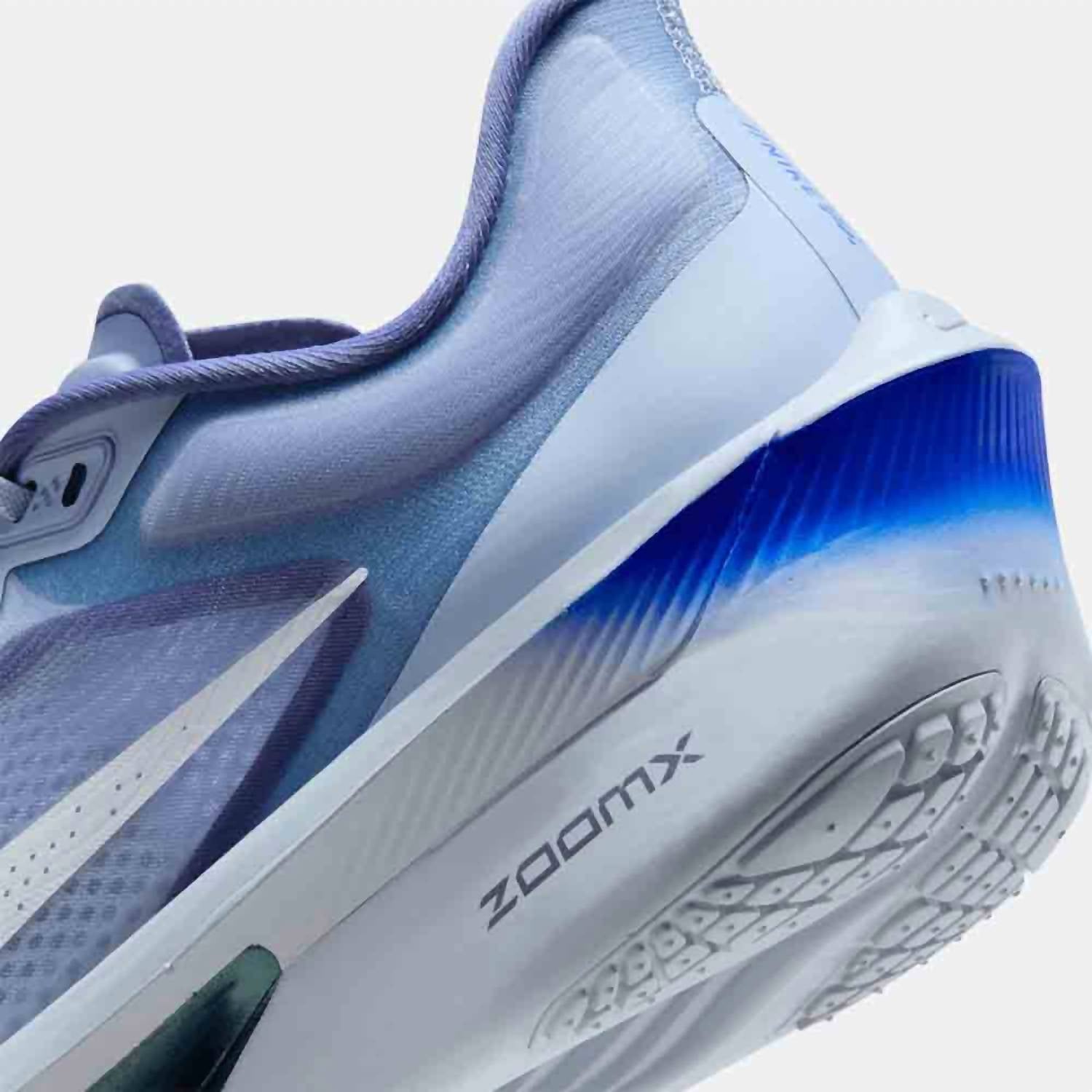 Nike - Women's Zoom Fly 6 Running Shoes
