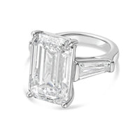 Diana M Jewels - Women's Emerald & Baguette Lab-Grown Diamond Fashion Ring (20.00 Ct) - Signature