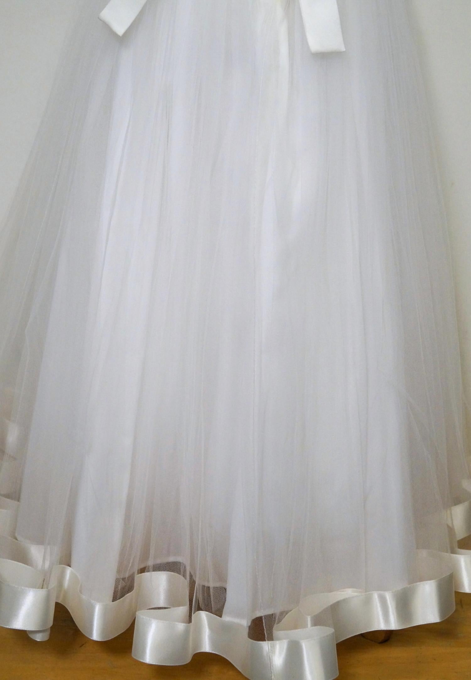 Tha Canadian Profile - Girl's Communion Dress With Italian Satin With Bow