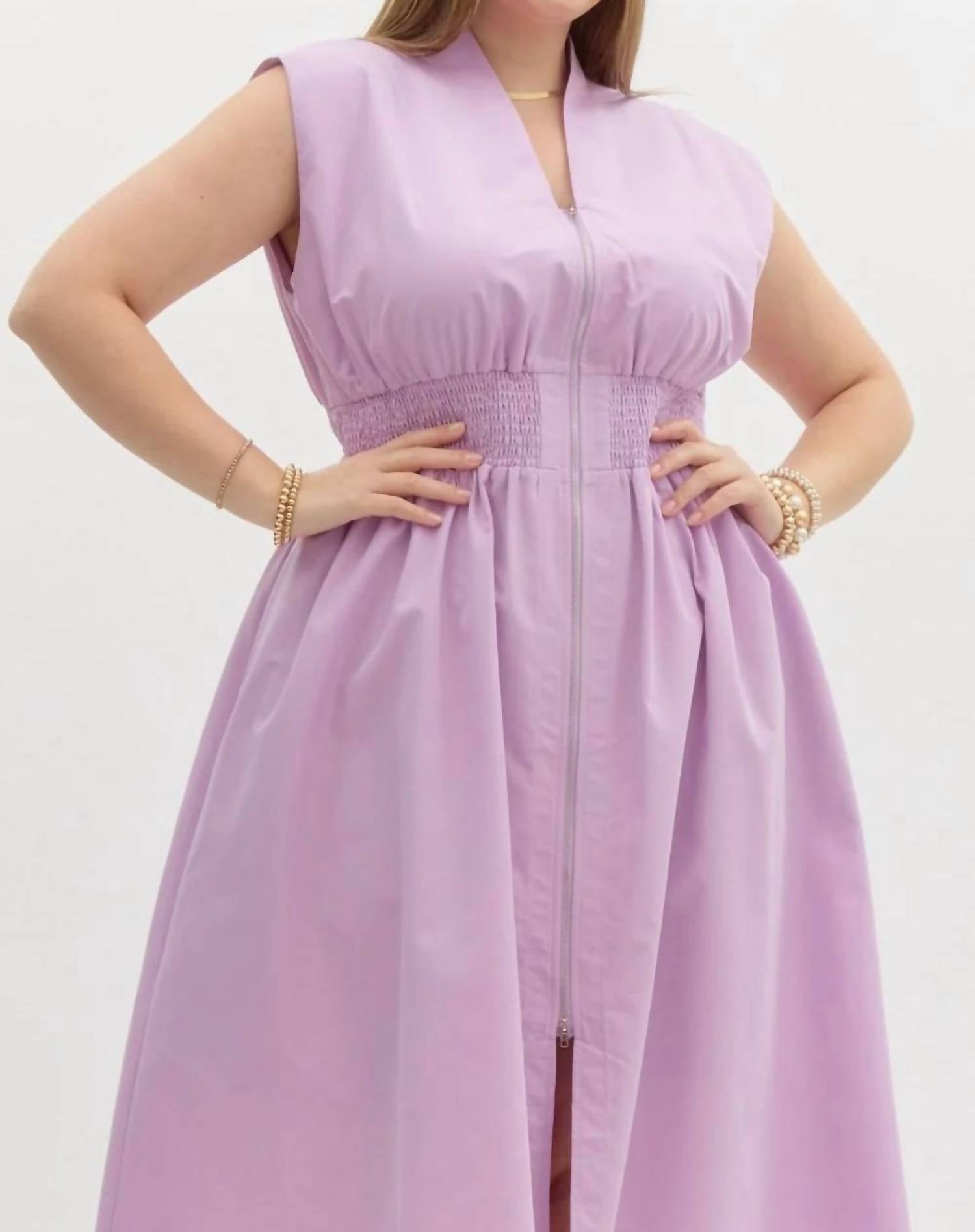 Entro - Solid V-neck Sleeveless Midi Dress