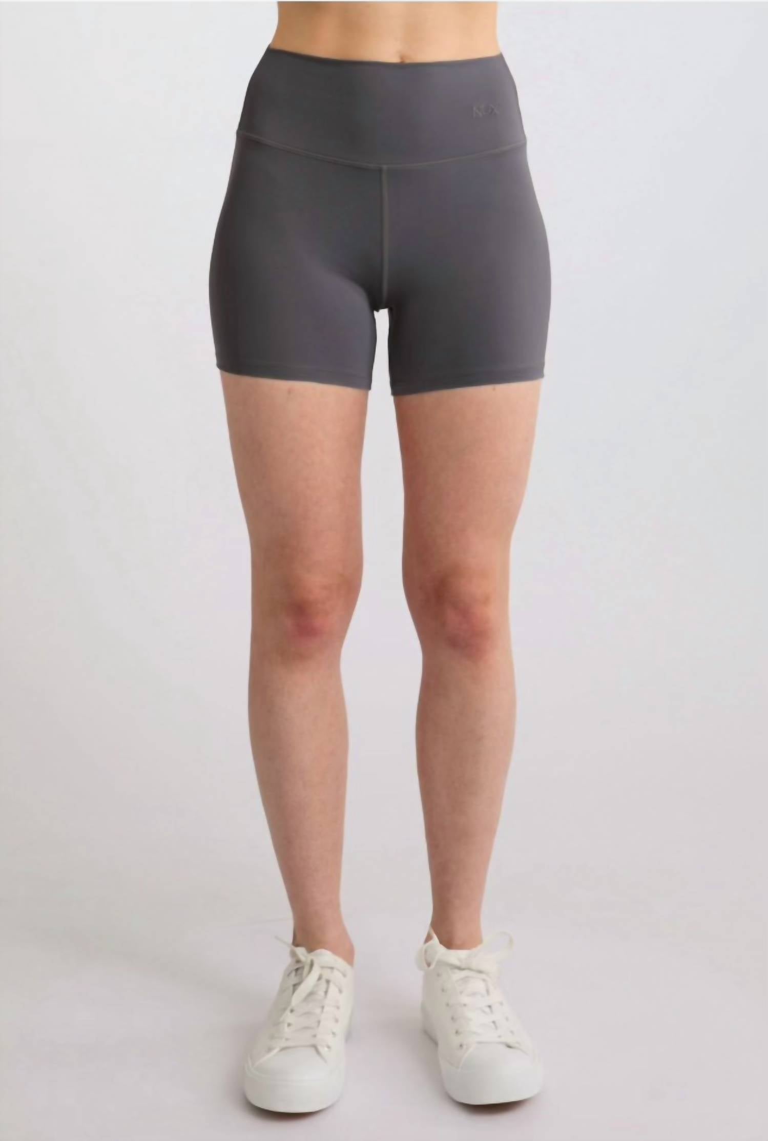 Nux - Willow Short