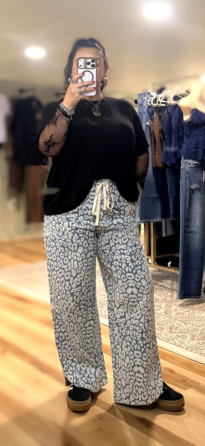 Bibi - Washed Leopard Jeans