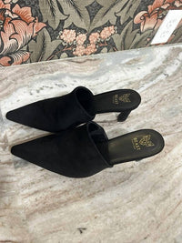 Beast Fashion - Women's Pointed Slip On Kitten Heels